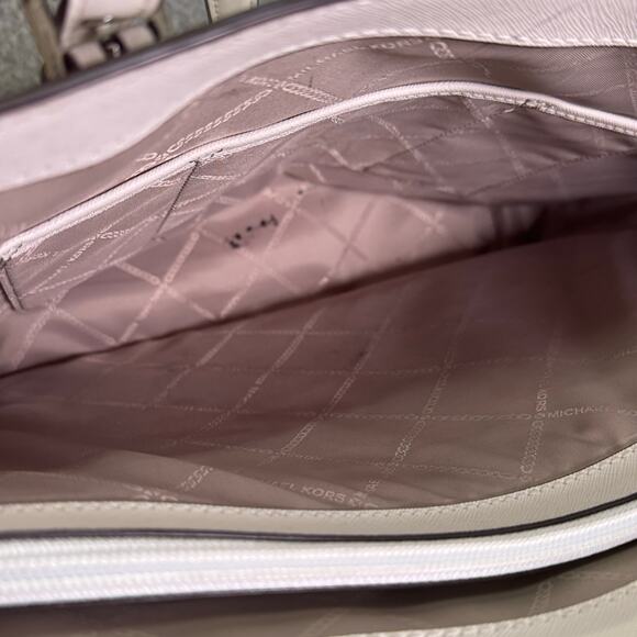 Michael Kors Voyager Tote Bag Optic White Leather NWT MK Logo Shoulder Handbag - Picture 13 of 15